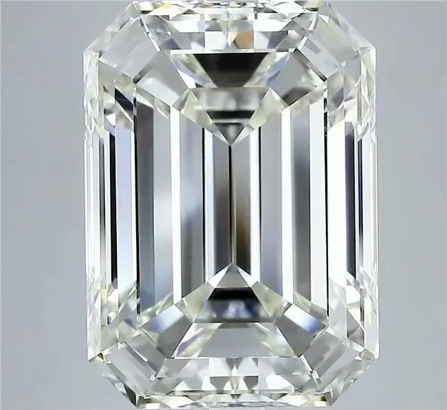 10.01ct Emerald Natural Diamond (Colour J, Clarity VVS2, Cut VG, IGI Certified)